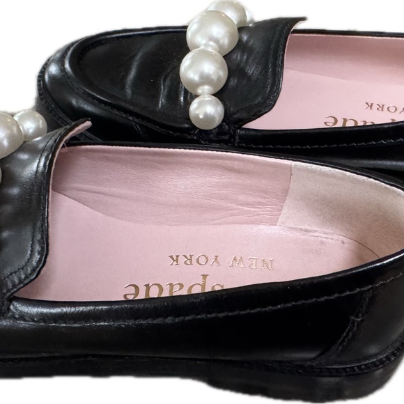 Kate Spade Posh Black Pearl Loafers with Pearl Details - Picture 2 of 6